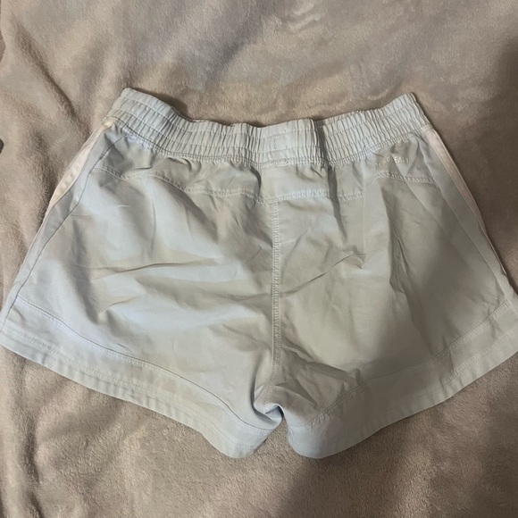 Shorts - Picture 3 of 3